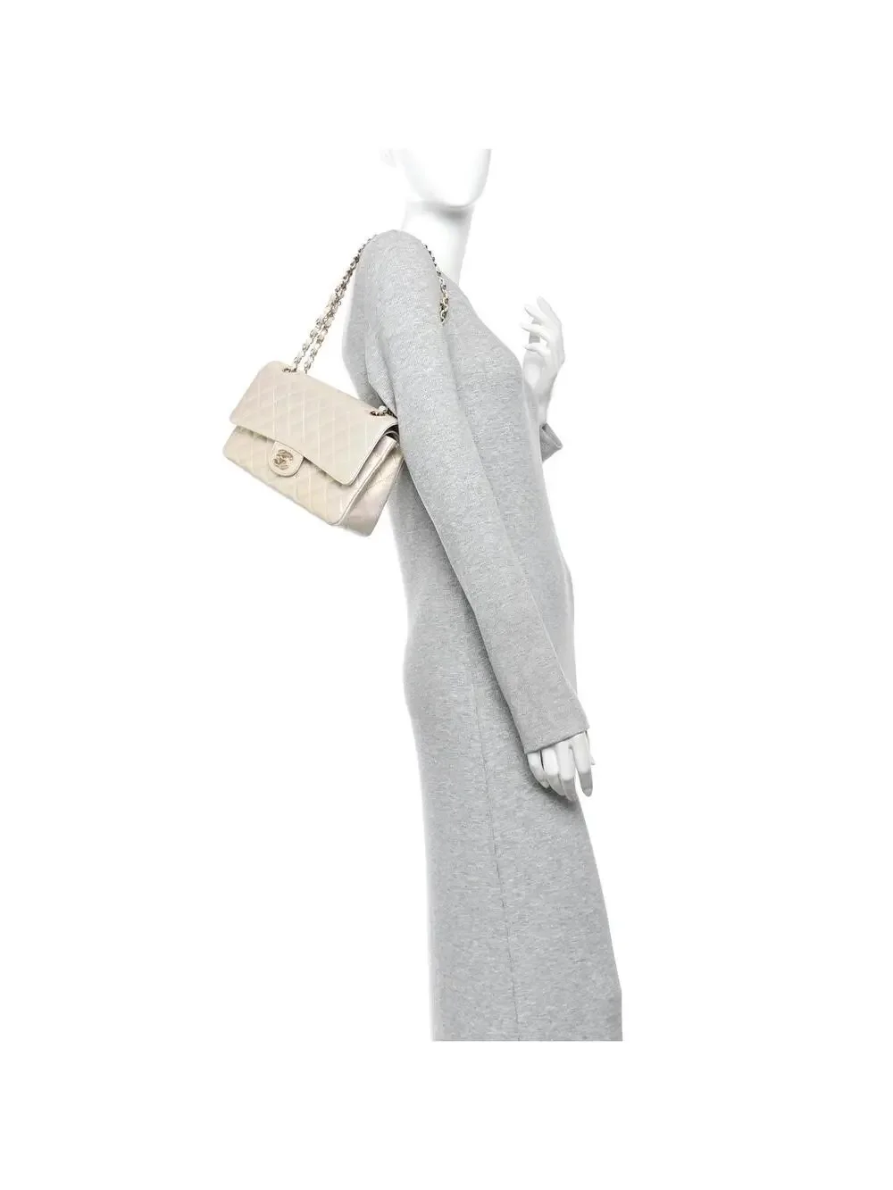 CHANEL elevate your